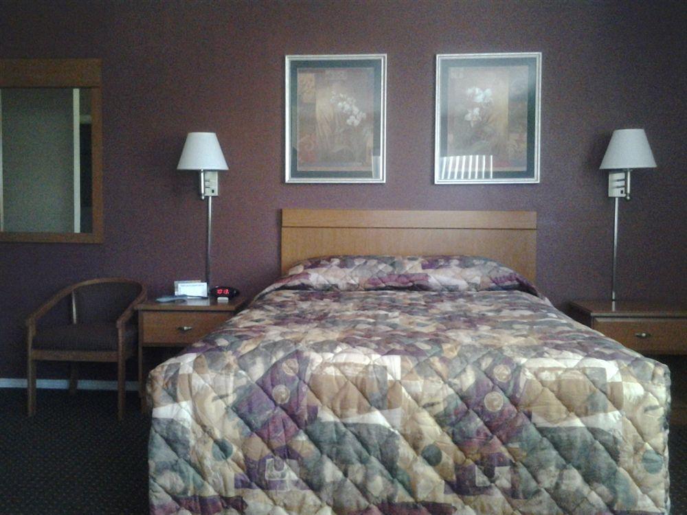 Maple Leaf Motel Shady Cove Bagian luar foto